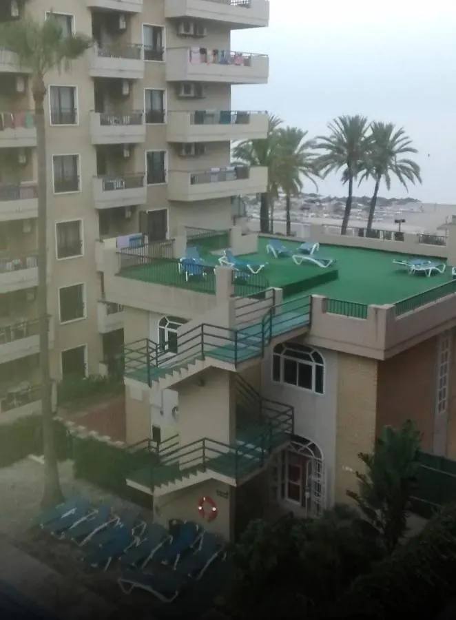 APARTAMENTO RONDA 4 BOLICHES Primera línea de playa Fuengirola