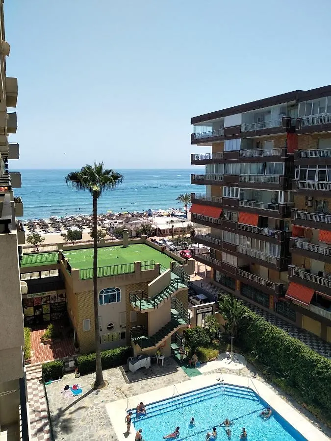 APARTAMENTO RONDA 4 BOLICHES Primera línea de playa Fuengirola 0*,